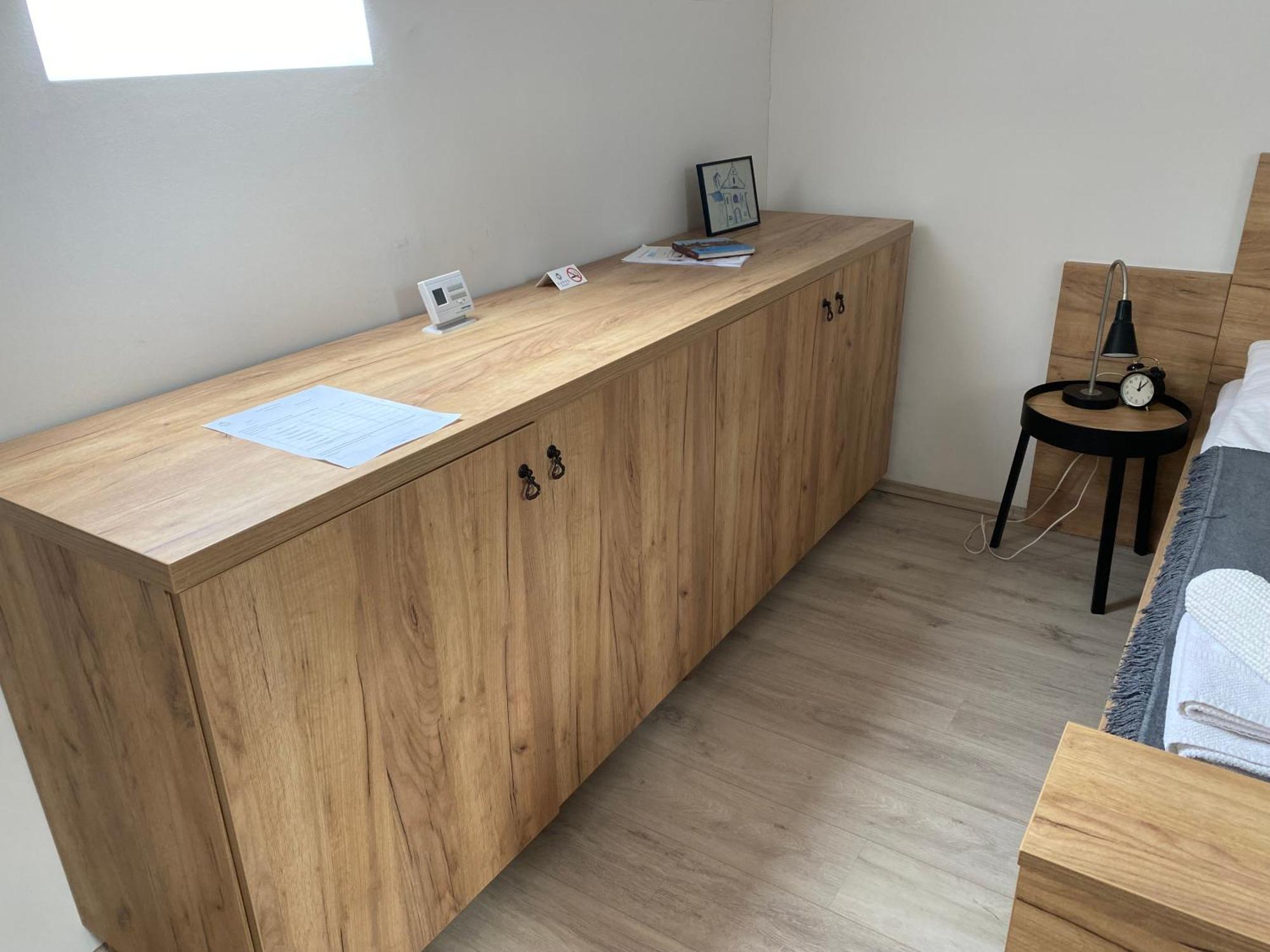 VATUS Apartmanház Vác Exterior foto